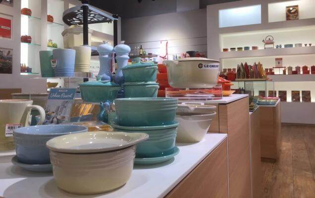 Why is Le Creuset so expensive? Le Creuset store.