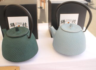 Best cast iron teapots