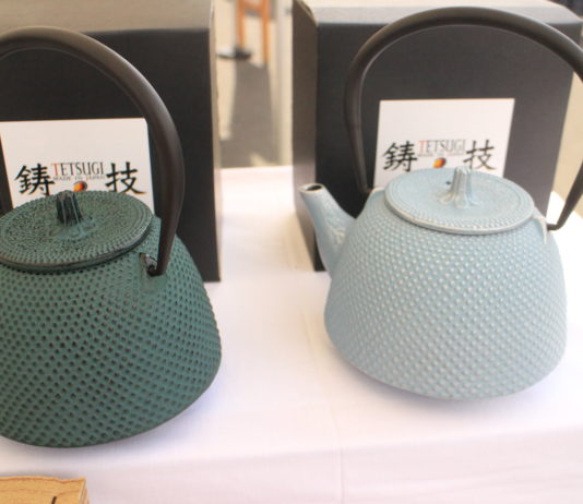 Best cast iron teapots