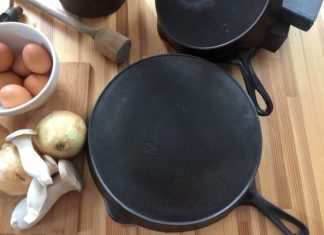 Marion cast iron skillet made by Marion Stove Company