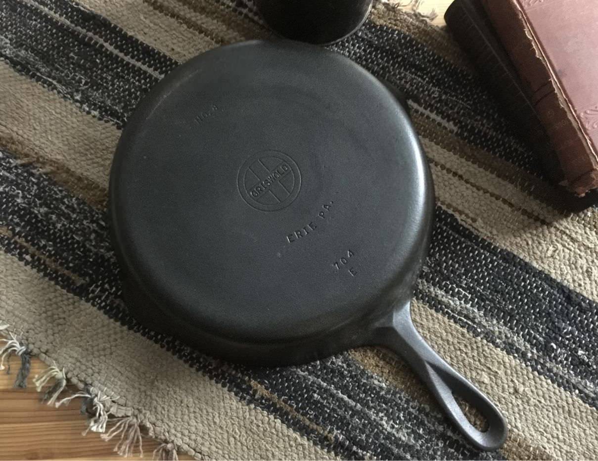 GRISWOLD No. 8 CAST IRON SKILLET 704 A Small Logo ERIE PA. 1939 - 1944