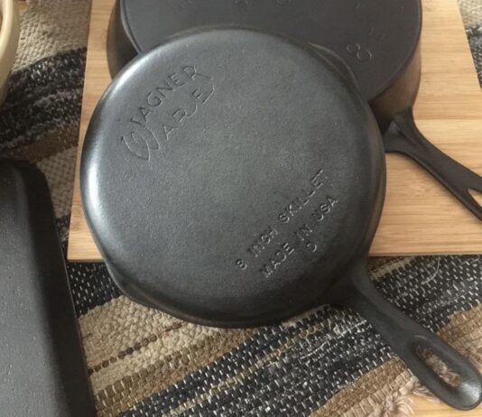 Learn how to inspect a Wagner cast iron skillet.