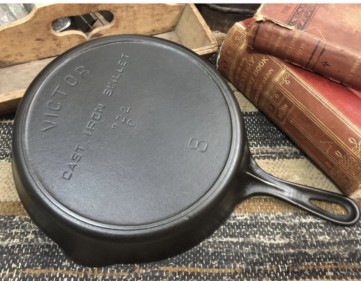 Great Grandma's Victor #8 waffle iron I was given for Christmas. Restored  it and put it back into service! Any idea how old this thing is? :  r/castiron